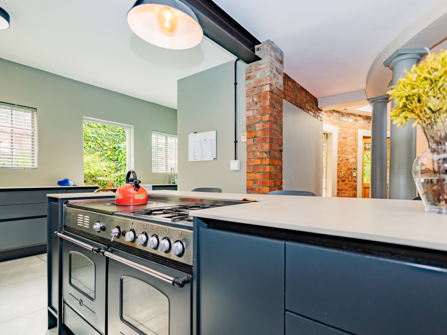 6 Bedroom Property for Sale in Vierlanden Western Cape